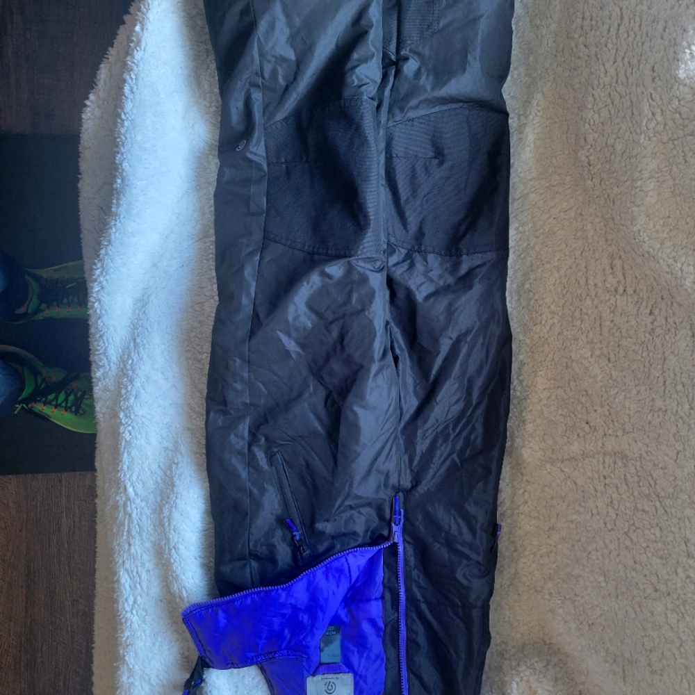 Champion Kid's black snow pants size 7-8(M)
